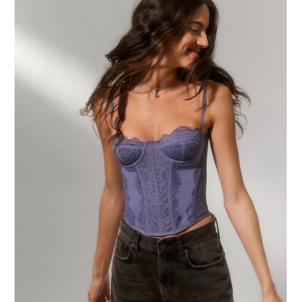 NWT Out From Under Modern Love Corset